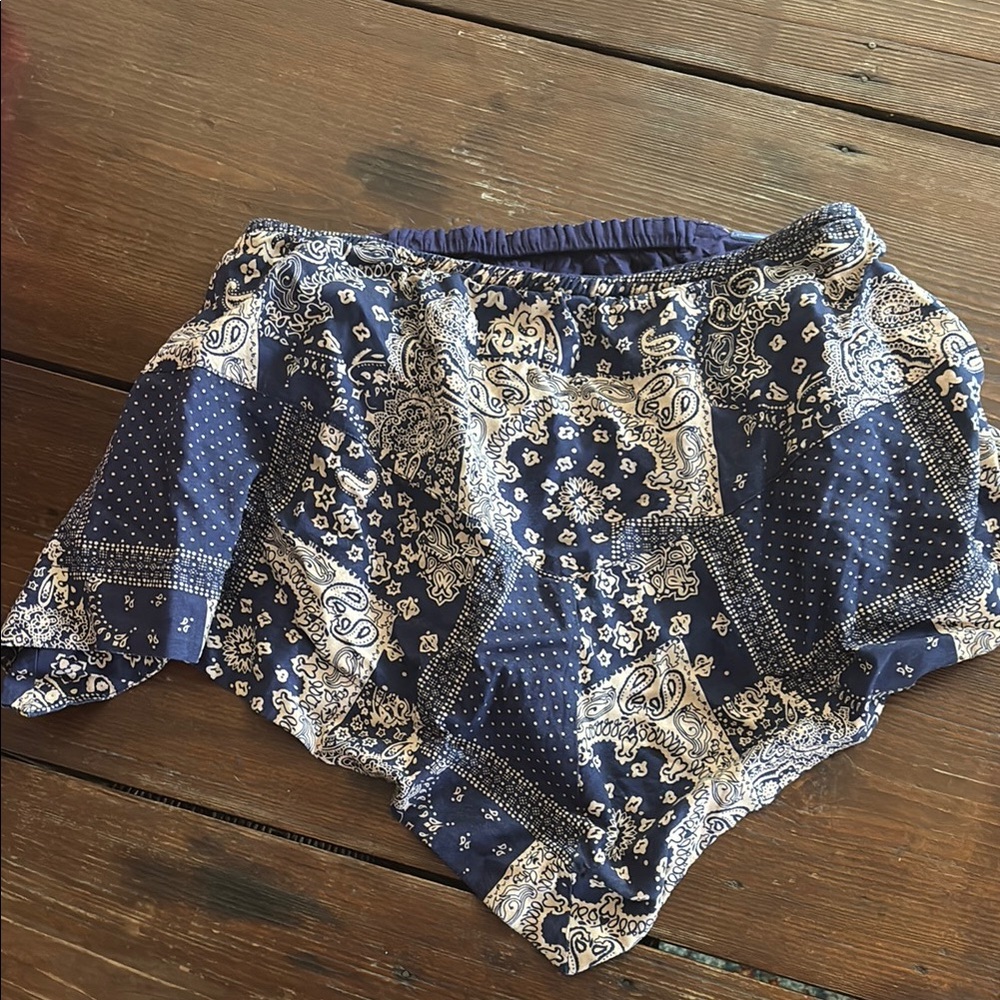 Natural Life Handkerchief Tops 2 - Picture 5 of 6